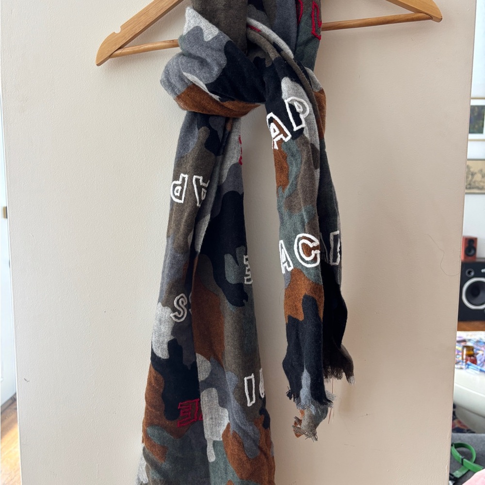 Camouflage Patterned Scarf